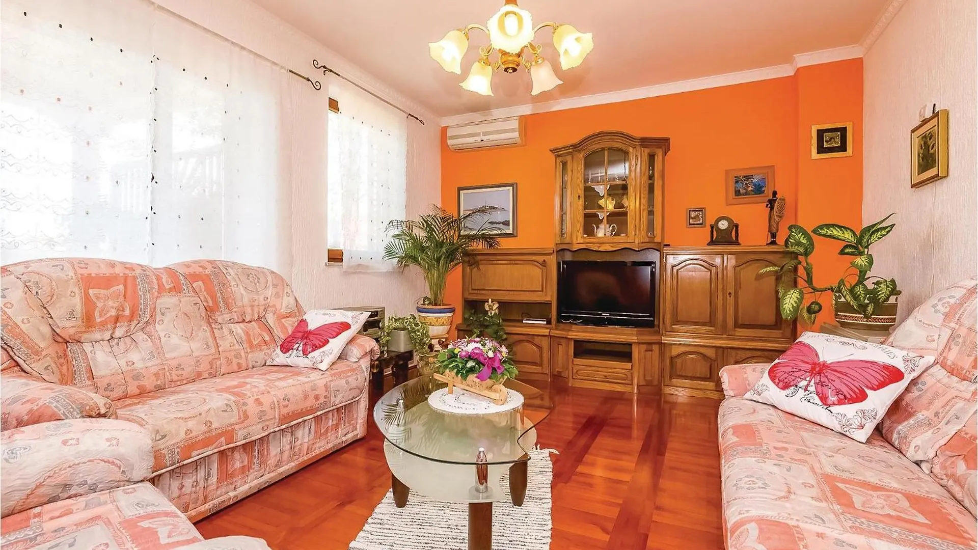 Cozy Apartment In Crikvenica With House Sea View