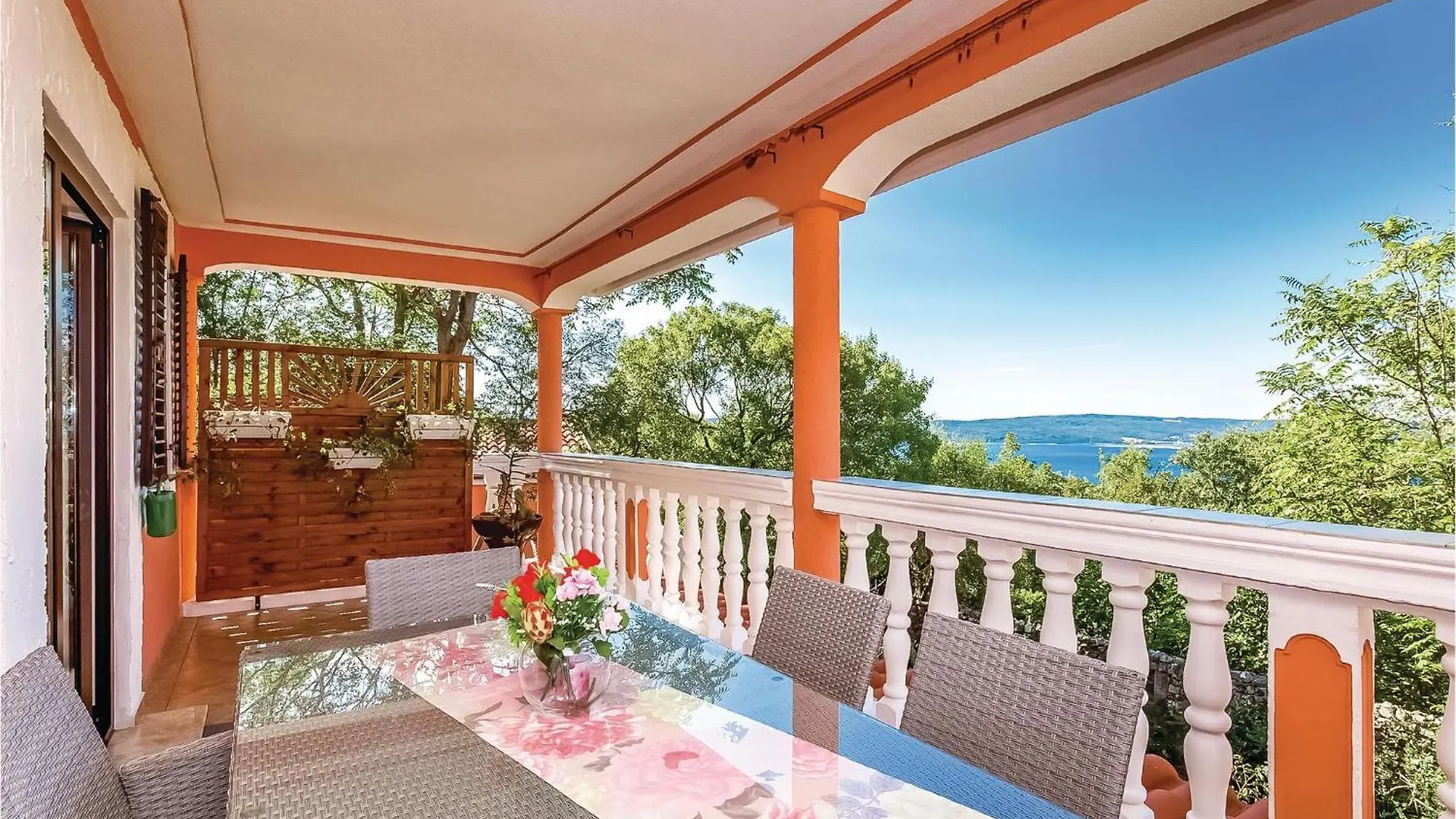 Cozy Apartment In Crikvenica With House Sea View