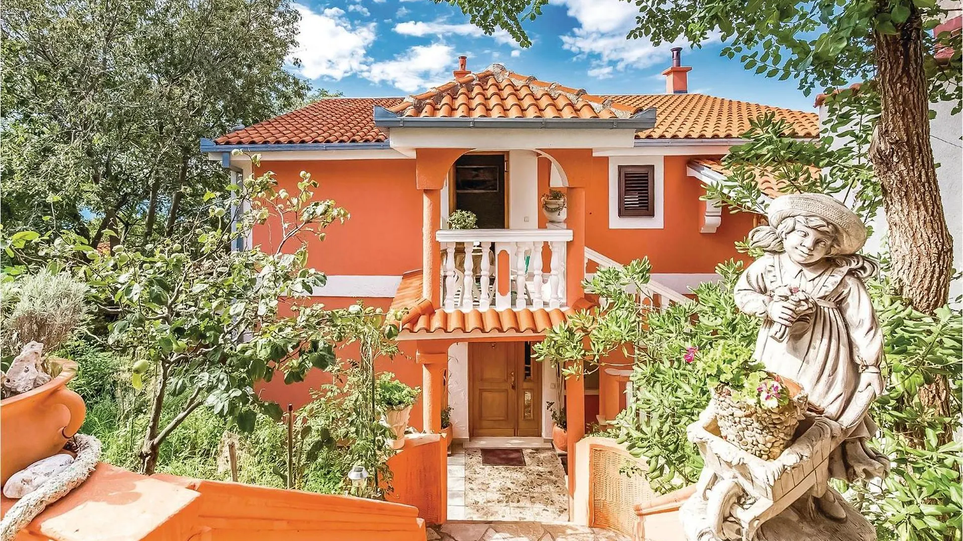 Cozy Apartment In Crikvenica With House Sea View