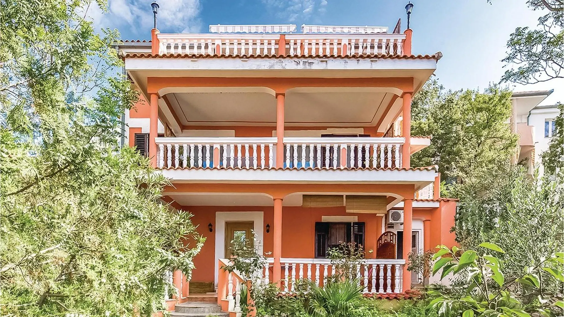 Cozy Apartment In Crikvenica With House Sea View