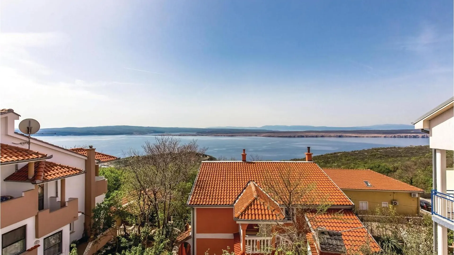 Cozy Apartment In Crikvenica With House Sea View